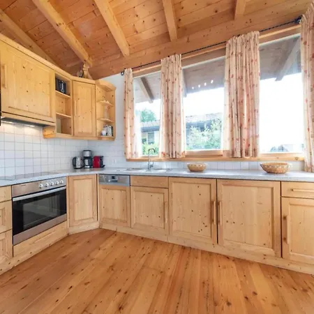 Pinzgau Ski Chalet Retreat With Balcony Wald im Pinzgau