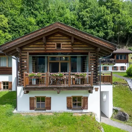 Hébergement de vacances Pinzgau Ski Chalet Retreat With Balcony *
