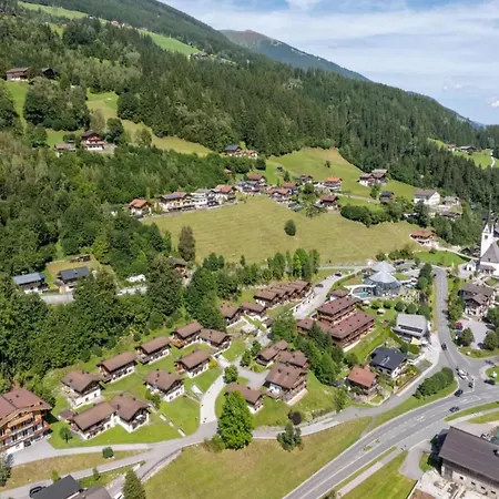 Pinzgau Ski Chalet Retreat With Balcony Casa de Férias Wald im Pinzgau